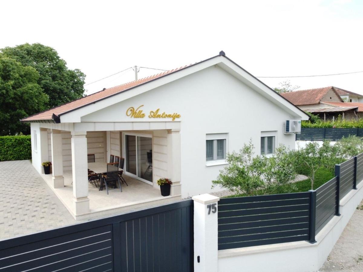 ליובוסקי Villa Antonija מראה חיצוני תמונה