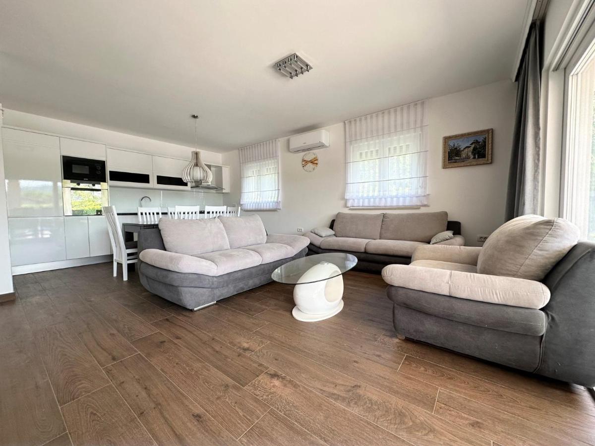 ליובוסקי Villa Antonija מראה חיצוני תמונה