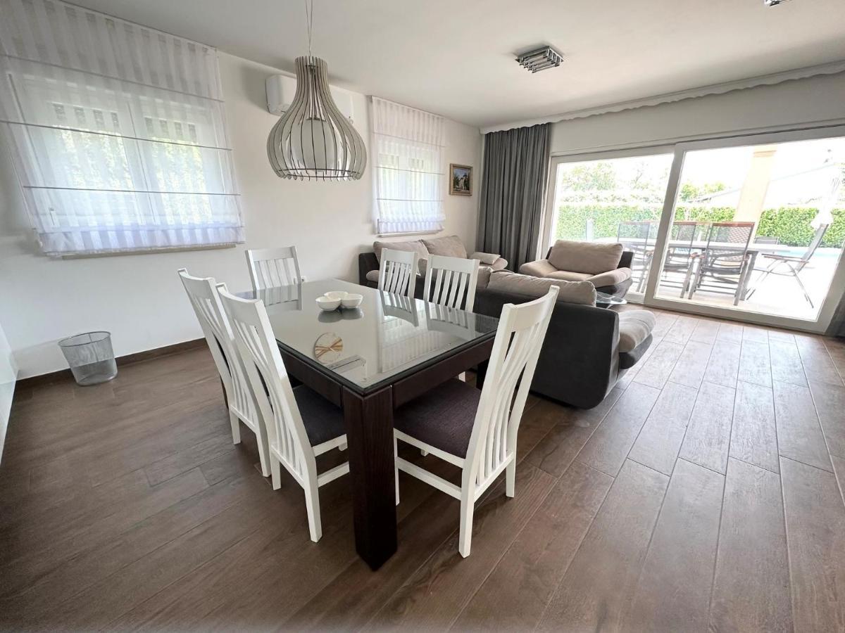 ליובוסקי Villa Antonija מראה חיצוני תמונה