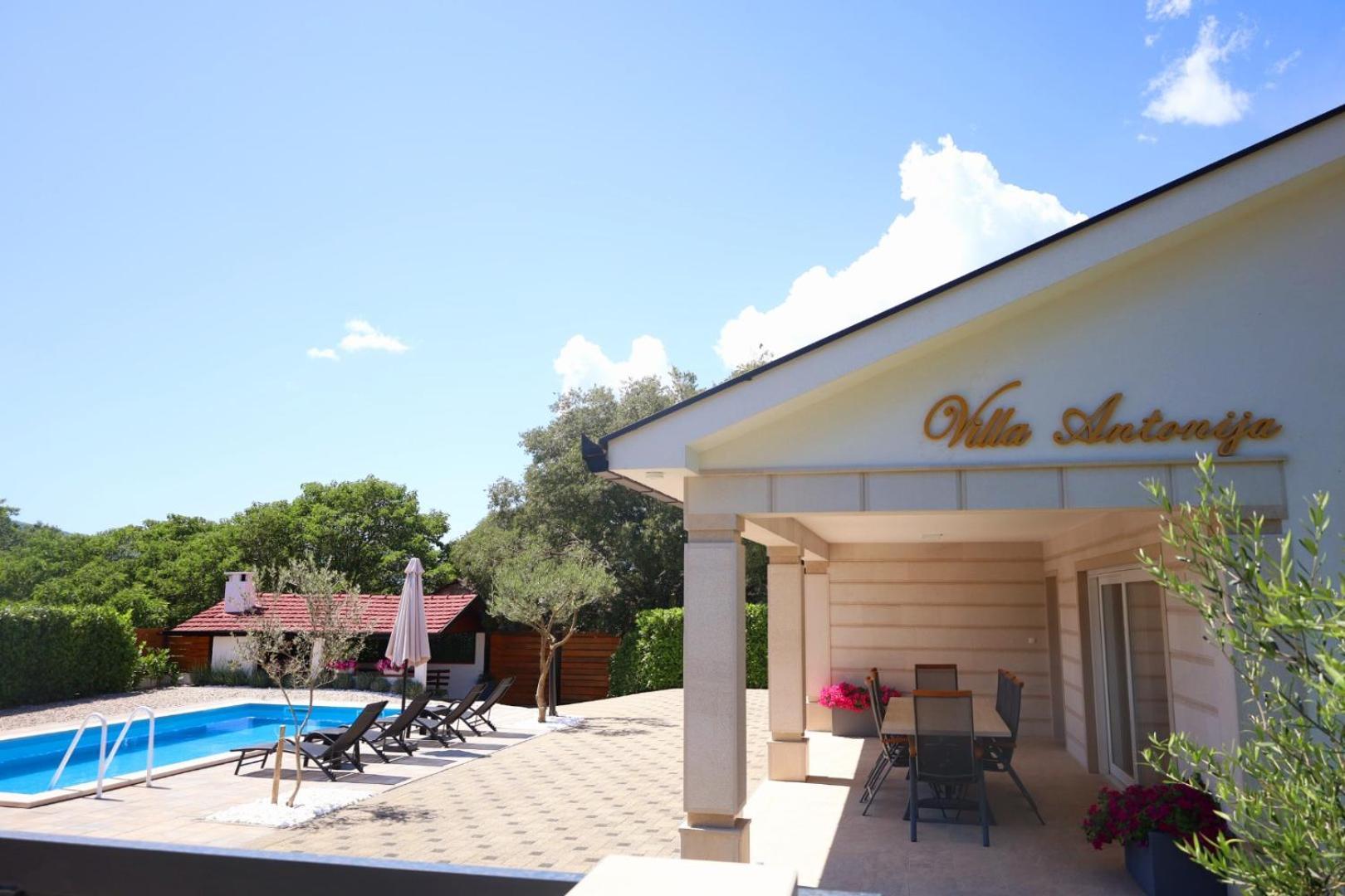 ליובוסקי Villa Antonija מראה חיצוני תמונה